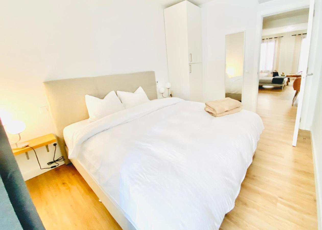 Hotel Apartment With 2-En Suite Bedrooms Palma de Mallorca Bagian luar foto